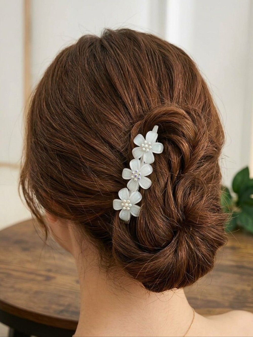 Delicate White Floral Pearl Hair Clip - Women Accessories